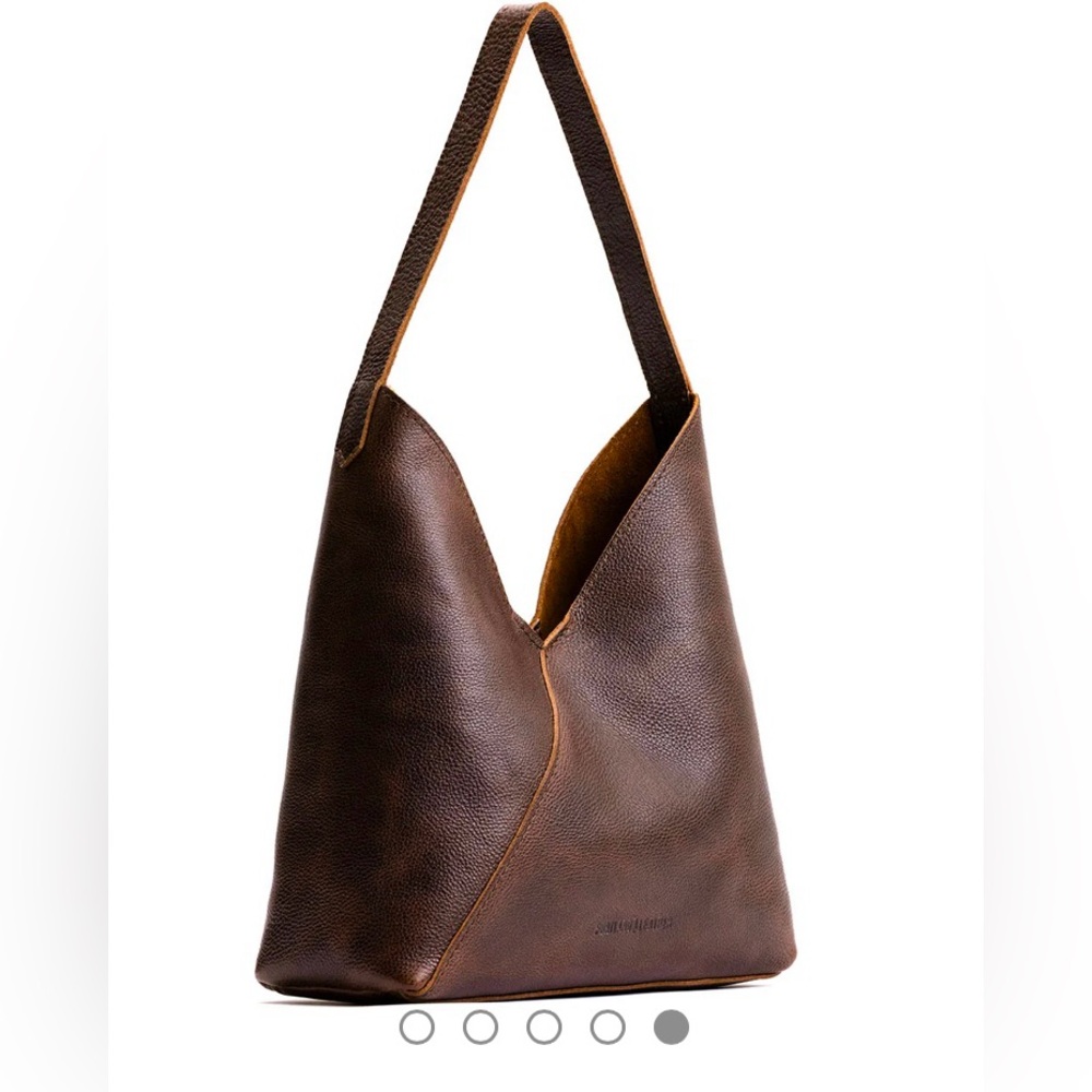 Portland leather Naomi bag size large
Never used / tags removed